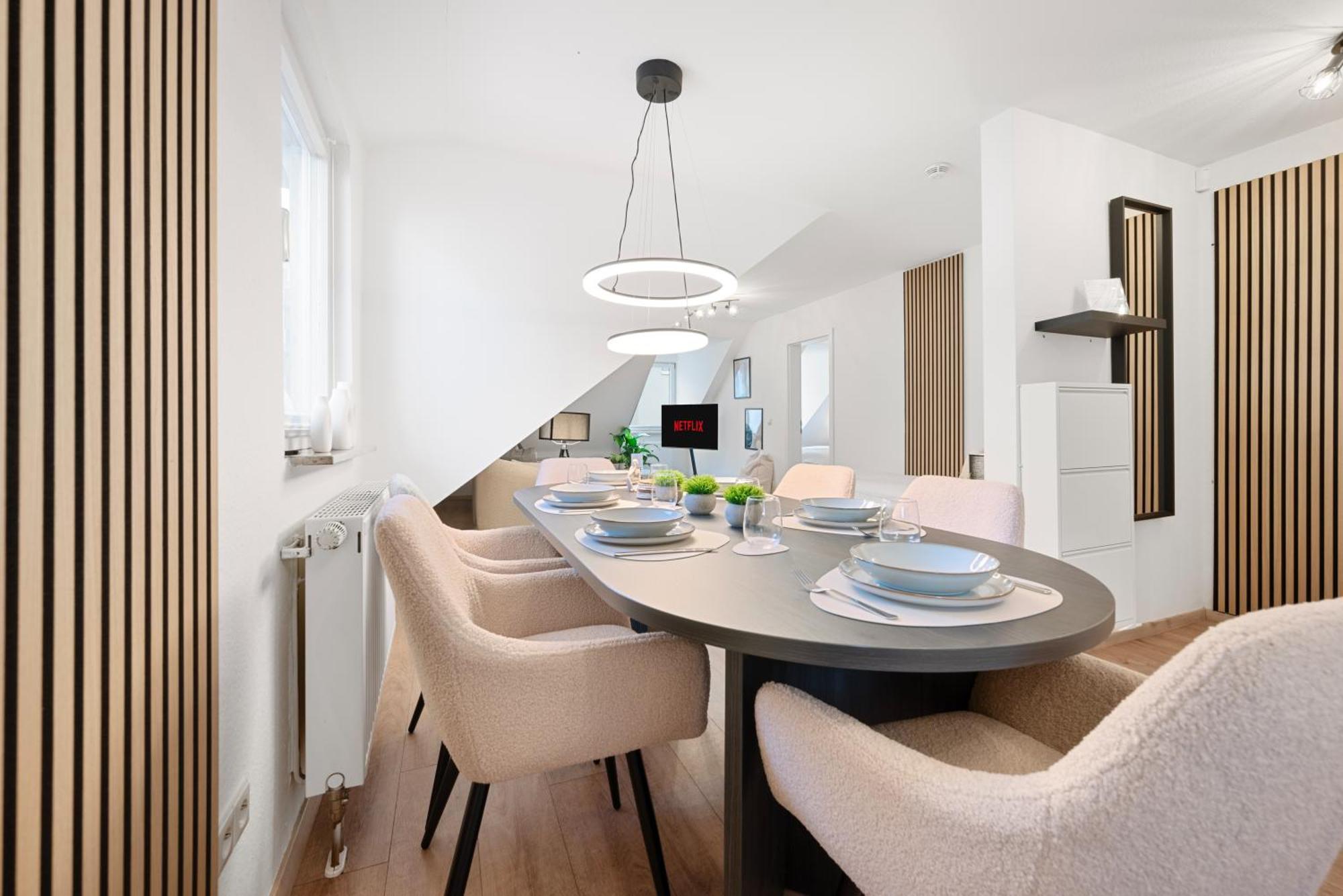 Malu Rooms - Im Stadtzentrum, Smarttv, Netflix, 24H Checkin Ludwigsburg Ngoại thất bức ảnh