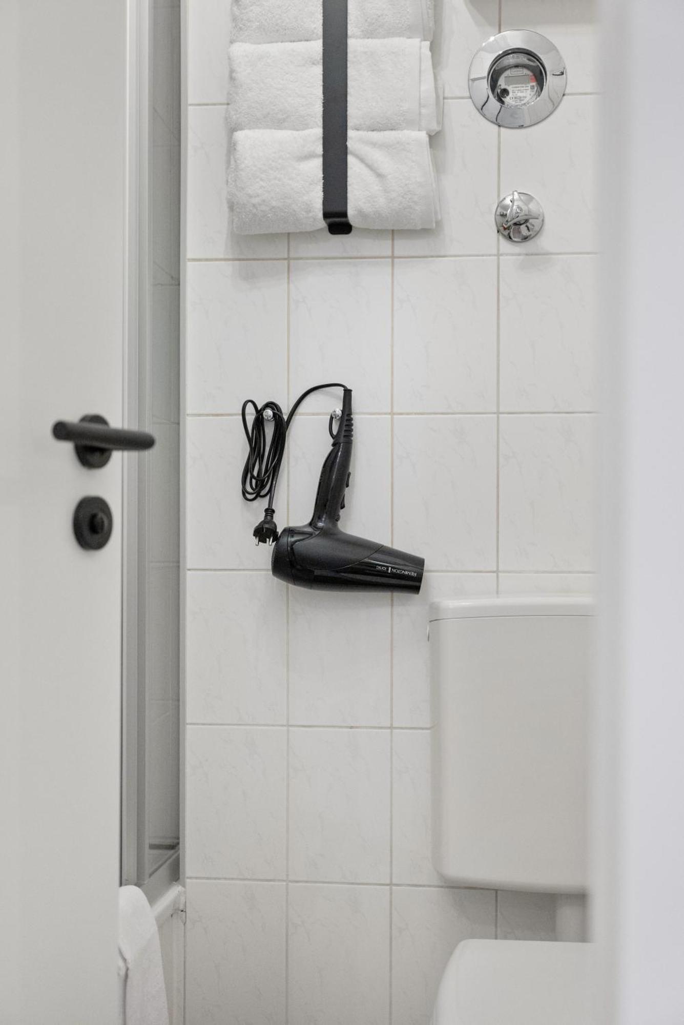 Malu Rooms - Im Stadtzentrum, Smarttv, Netflix, 24H Checkin Ludwigsburg Ngoại thất bức ảnh