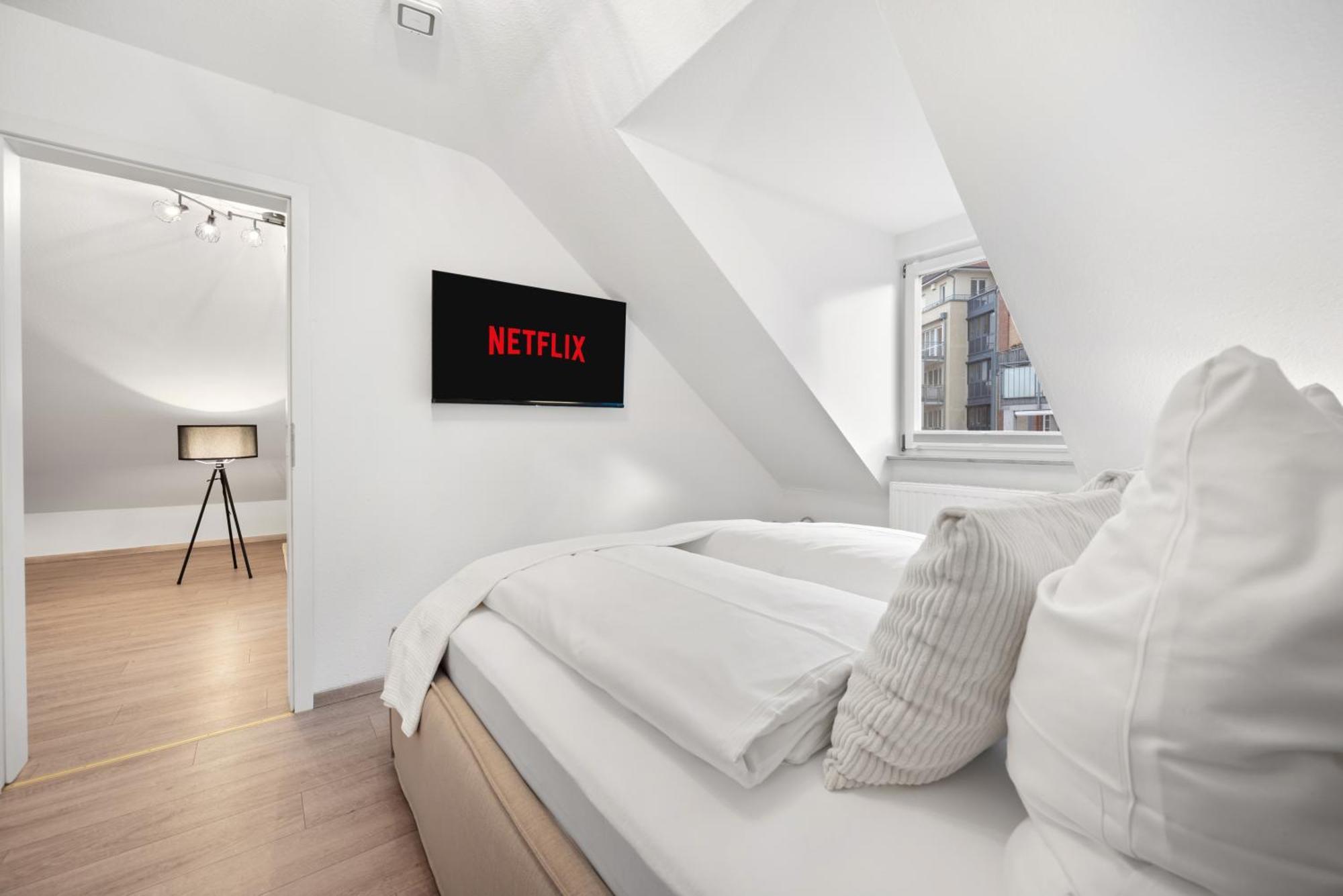 Malu Rooms - Im Stadtzentrum, Smarttv, Netflix, 24H Checkin Ludwigsburg Ngoại thất bức ảnh