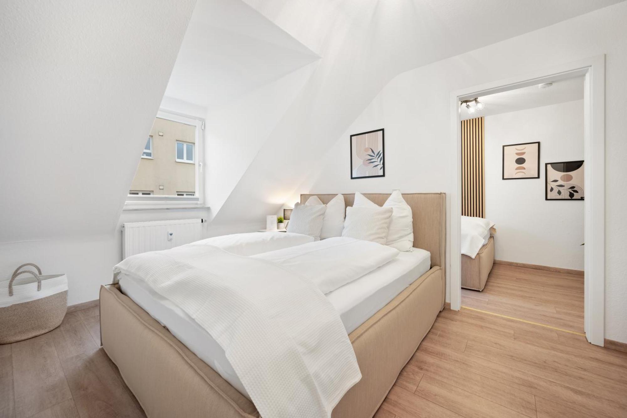 Malu Rooms - Im Stadtzentrum, Smarttv, Netflix, 24H Checkin Ludwigsburg Ngoại thất bức ảnh