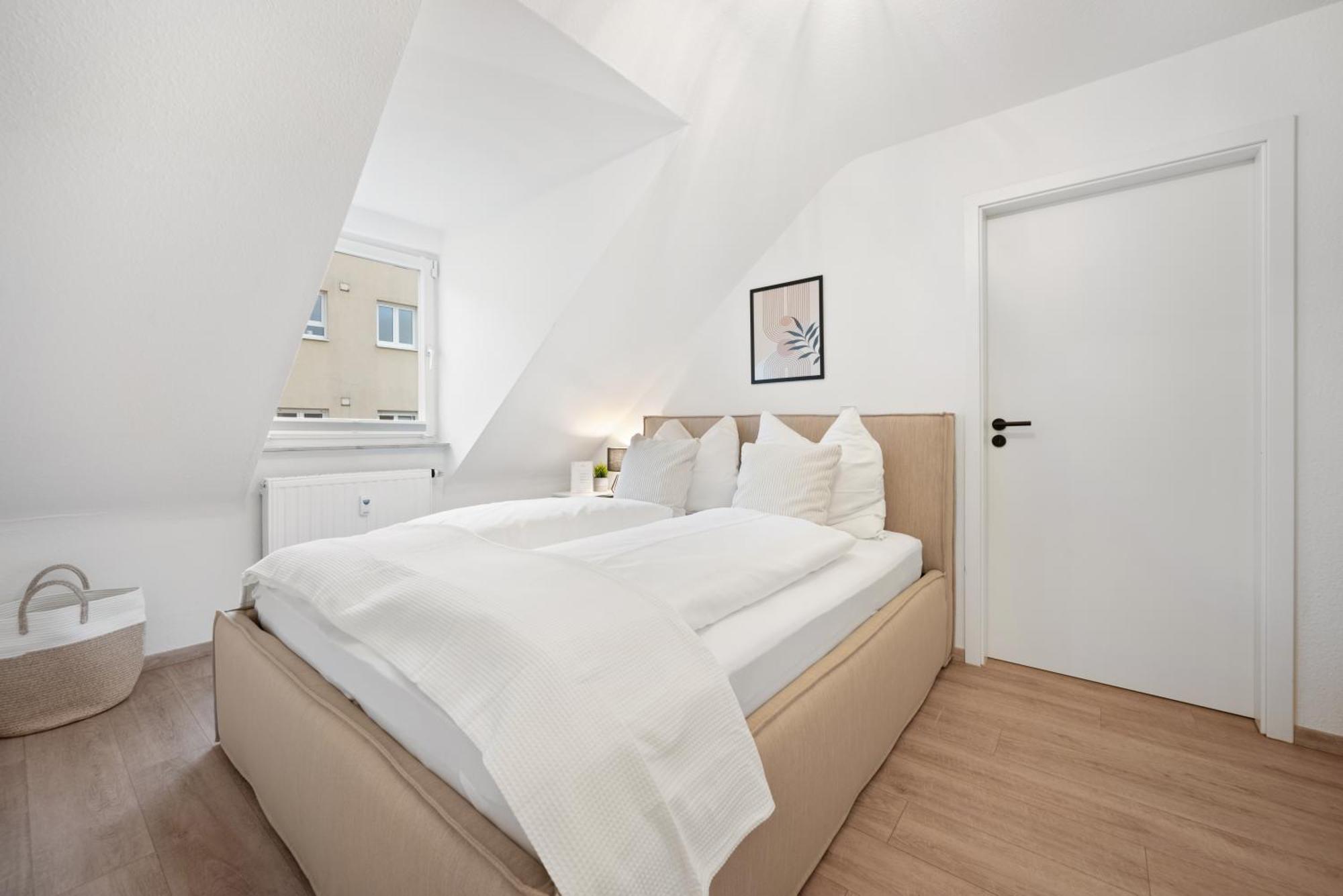 Malu Rooms - Im Stadtzentrum, Smarttv, Netflix, 24H Checkin Ludwigsburg Ngoại thất bức ảnh